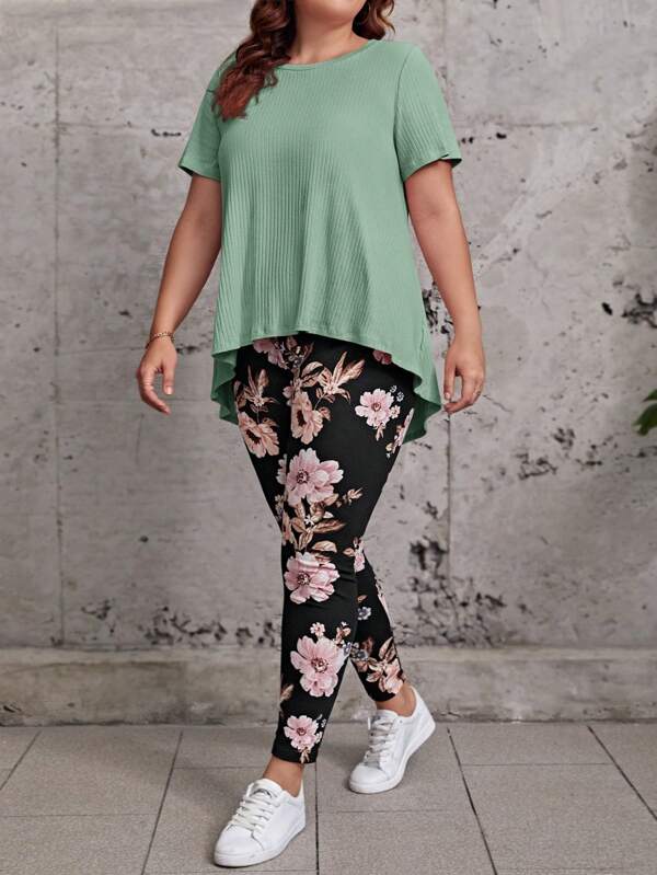 SHEIN LUNE Set de 2 bucăți, cu mâneci scurte, cu mâneci scurte și colanți cu imprimeu floral