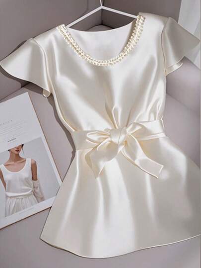 Franclia Moderiktig fransk stil för kvinnor med volangpärlkedja Enfärgad blus med puffärmar, vår/sommar