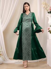 Al Najma 女士几何印花 V 领喇叭袖优雅阿拉伯风格连衣裙，端庄的卡夫坦 - 綠色 - 查看 3