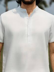 Manfinity Nomadique Conjunto de camisa de manga corta y pantalones cortos de unicolor para hombre, de moda para el verano