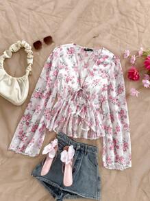 Soleia 女式 V 领喇叭袖荷叶边下摆花卉度假衬衫，适合音乐节、波西米亚风、假期、约会和下午茶