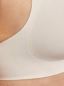 LUVLETTE Dream Curve 2ndSkin Wireless Seamless Plunge Lounge White Sticky Bra No Show Underwear