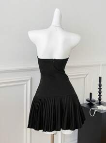 Comfortcana Vestido mini de mujer de verano con botones frontales, plisado en el bajo y bandeau de unicolor - Negro - Ver 2