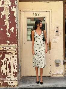 Serisse 女士优雅度假花卉印花黑白撞色荷叶边饰蝴蝶结装饰荷叶边下摆修身无袖 V 领中长连衣裙演唱会系带上衣茶会装扮 Fairycore 女士早午餐装扮女士生日装扮婚礼宾客礼服演唱会装扮女士生日装扮夏季装扮白色连衣裙优雅度假装扮女士度假装扮女士优雅连衣裙春季女士夏装春装度假夏装婚礼宾客装女士春季连衣裙女士连衣裙夏季度假装扮女士舞会礼服，女士夏季连衣裙