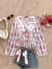 Soleia 女式 V 领喇叭袖荷叶边下摆花卉度假衬衫，适合音乐节、波西米亚风、假期、约会和下午茶