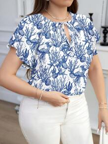 SHEIN Clasi Beach Resort Print Casual Loose Fit Round Neck Short Sleeve Plus Size Shirt, Suitable For Autumn/Winter - Blue and White - View 5