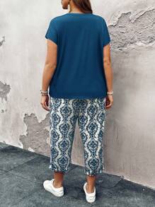 SHEIN LUNE Bộ 2 chiếc áo thun tay ngắn màu trơn cỡ lớn và quần dài in họa tiết đầy đủ, trang phục đi nghỉ thường ngày - Màu xanh ngọc - Xem 2