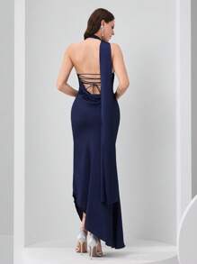 Modelyn Vestido formal entallado de unicolor con cuello de halter sin mangas - Azul Marino - Ver 3