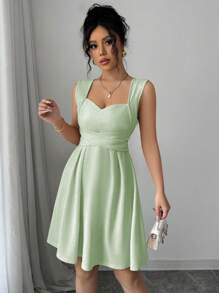 Selianne 休闲优雅度假风格心形领交叉带大蝴蝶结褶皱无袖女式迷你连衣裙 - 綠色 - 查看 5