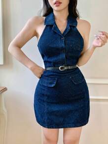 DAZY Sexy figurbetonte lässige Damen Sommerkleid aus Denim mit V-Ausschnitt, rückenfreiem Design, Taschenverzierung und geraffter Taille