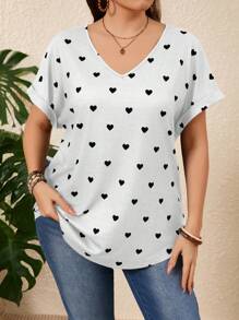 EMERY ROSE Women Plus Size Heart Print V-Neck Batwing Short Sleeve T-Shirt, Summer For Women, Vacation Woman - Black and White - View 7