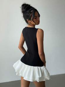 Aloruh Elegant Black & White Contrast Ruffle Hem Mini Dress, Summer - Black and White - View 3