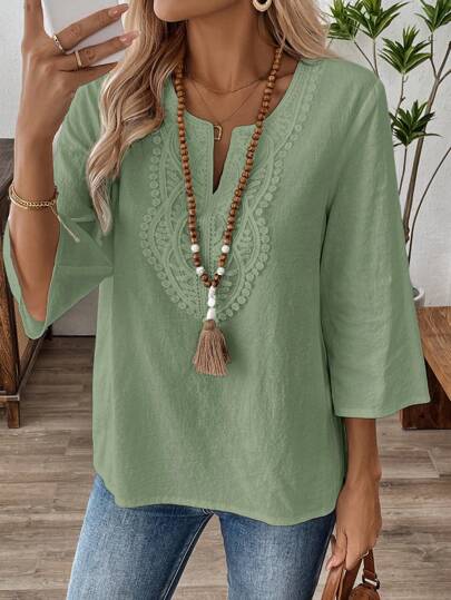 EMERY ROSE Women's Solid Color Contrast Lace 3/4 Sleeve Casual Shirt