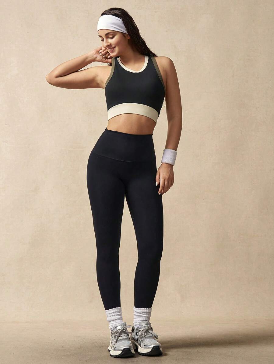VARSIVA Damen Sommer-Sport-Camisole mit Kontrastbesatz, kurz, kabellos - Verschiedenfarbig - Übersicht 1