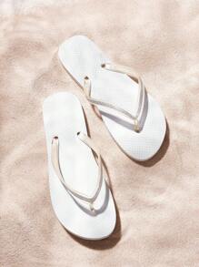 Grefit White Glitter Print Flat Sole Casual Thong Slippers, Suitable For Home Or Beach Wear Beach Thong Sandals, Slip-On Style, Lightweight & Comfortable, Non-Slip Suitable For Outdoor Walking, Street Fashion, Versatile Flat Slippers Indoor & Outdoor Wear Flip Flops Vacation Season Tropical Escape Solid Colors - White - View 1