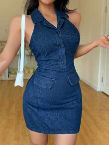 DAZY Sexy figurbetonte lässige Damen Sommerkleid aus Denim mit V-Ausschnitt, rückenfreiem Design, Taschenverzierung und geraffter Taille