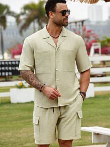 Manfinity RSRT Plus Size Men Summer Casual Solid Color Short Sleeve Shirt & Shorts Set