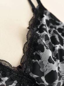 Elaquor Plus Size Fashionable Leopard Print Lace Trim Cami Top - Grey - View 4