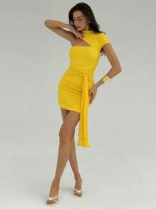 Aloruh Nuovo mini abito aderente asimmetrico a una spalla di colore giallo, con design che stringe in vita, sexy e alla moda