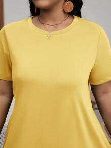 SHEIN LUNE Plus Size Solid Color Crew Neck Short Sleeve Casual Dress, Suitable For Summer