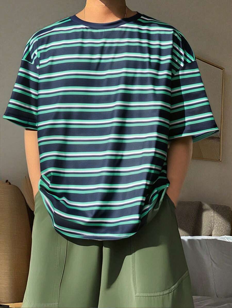 SHEIN 青少年男孩条纹短袖圆领 T 恤和短裤休闲装 - 黑色 - 查看 1