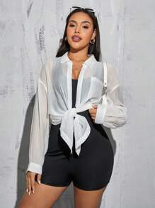 SHEIN Essnce 大码女装春夏时尚休闲宽松舒适日常修身轻薄清凉防晒透视白衬衫黑打底裤两件套，Y2k 返校服，机场装，街头装，欧洲夏季 - 黑與白 - 查看 4