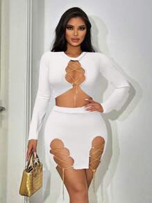 SHEIN SXY 2pcs/Set Plus Size Women Sexy Black Metal Chain Cutout Embellished T-Shirt And Mini Skirt Suit - White - View 1