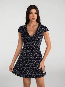 SHEIN Tall 女士时尚甜美 V 领花卉印花 A 字裙、花卉连衣裙、春季花卉连衣裙、海滩女士连衣裙、Y2k 夏季、花卉连衣裙、可爱夏季连衣裙、夏季连衣裙 - 彩色 - 查看 4