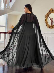 SHEIN Privé Abito avvolgente casual ed elegante per donne taglia forte, abito in chiffon con spallina, morbido, con arricciature e ampio, adatto per vacanze, feste e appuntamenti, idoneo per primavera/estate