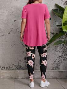 SHEIN LUNE 2pcs/Set Plus Size Women Solid Color Round Neck Short Sleeve Top And Floral Print Pants, Casual Outfit - Hot Pink - View 2