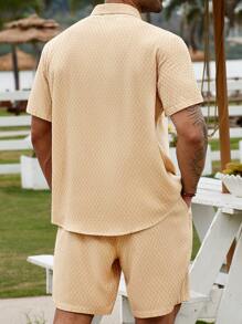 Manfinity RSRT Plus Size Woven Jacquard Striped Short Sleeve 2pc Set