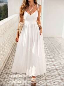 Vivid Eden 女式度假 V 领露背收腰宽松下摆沙滩裙 - 白色 - 查看 6