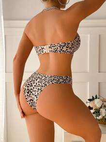 SHEIN 2件套豹纹荷叶边抹胸内衣文胸和内裤套装 - 杏色 - 查看 2