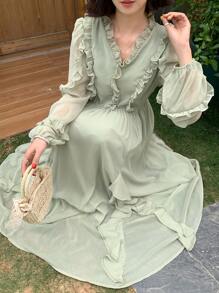 DAZY SHEIN X Hannahelzahed 女式 V 领荷叶边网眼拼接收腰 A 字中长连衣裙，甜美自然，适合女士外出，秋季女装生日女式休闲连衣裙女式生日装女式秋季服装女装 - 綠色 - 查看 5