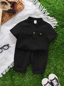 SHEIN 2 Stücke Baby Jungen/Mädchen Koreanischer Stil lässiges, loses Kurzarm Hemd mit Stehkragen, halboffen vorne & lockere Hose Outfit Set