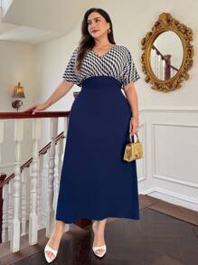 SHEIN Privé Plus Size Elegant Commute & Vacation Long V-Neck Colorblock Splice A-Line Ruffle Striped Contrast Print Dress; Wedding Season Floor-Length Dress - Navy Blue - View 5