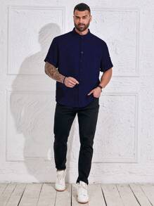 Manfinity Homme Áo sơ mi nam tay ngắn cài nút phía trước màu trơn cỡ lớn - Xanh đậm - Xem 4