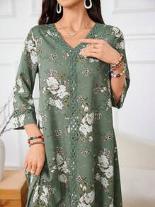 Lacomfia 女式休闲花卉印花 V 领 3/4 袖宽松常规阿拉伯连衣裙，春夏季，端庄 - 彩色 - 查看 3