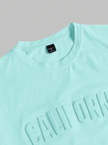 Manfinity Homme Conjunto de camiseta de cuello redondo de manga corta con relieve y shorts con cordón para hombres talla grande