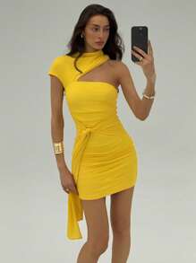 Aloruh Nuovo mini abito aderente asimmetrico a una spalla di colore giallo, con design che stringe in vita, sexy e alla moda