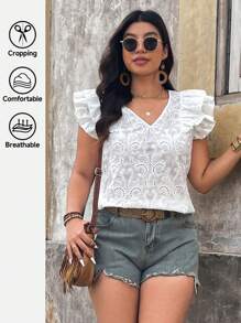 SHEIN LUNE Plus Size Women's Solid V-Neck Simple Stylish Summer Tops Summer Outfits For Women White Top Vacation Outfits Women White Exquisite Embroidered Round Neck Lace Cuffs Shirt Old Money Plus Size Women Clothes - White - View 3