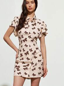 SHEIN Unity Gaun Mini Pas Badan Lengan Pendek Dua Lapis Elegan dengan Motif Pita Kontras Warna untuk Wanita, Model Baru, Manis, Sederhana, Elegan, Cocok untuk Komuter. - MultiWarna - View 4