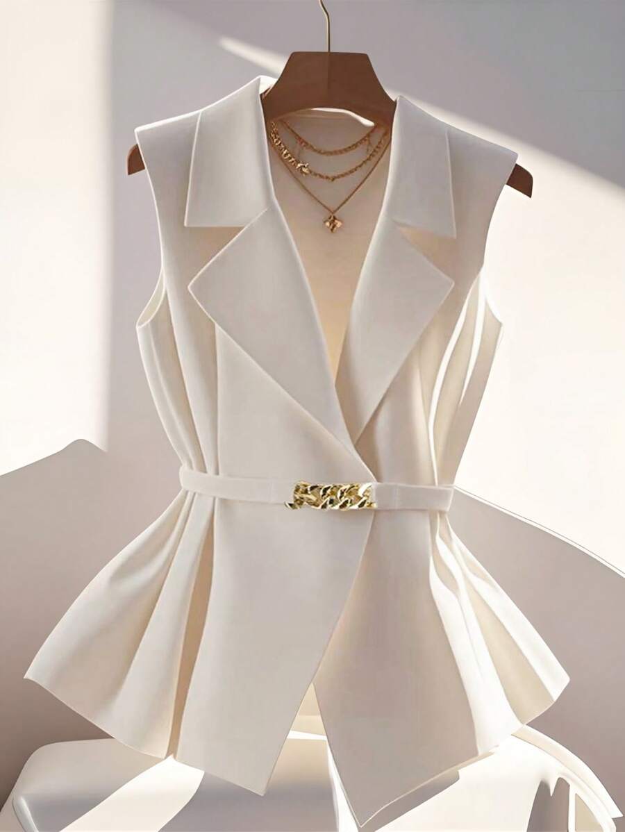 Franclia 优雅时尚日常百搭无袖领口收腰金链装饰衬衫背心女士 - 白色 - 查看 1