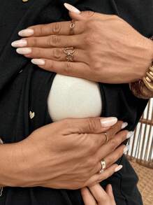 SHEIN Camiseta de enfermería de maternidad con cuello redondo y manga corta con estampado de corazón