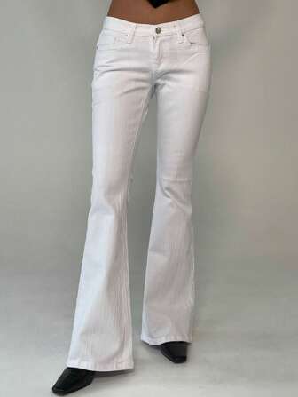 Strévra Women's White Low Waist Slim Fit Flare Jeans