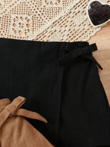 2pcs Young Girl Fashion Solid Color Coordinated Casual Shorts Set, School, Campus, College