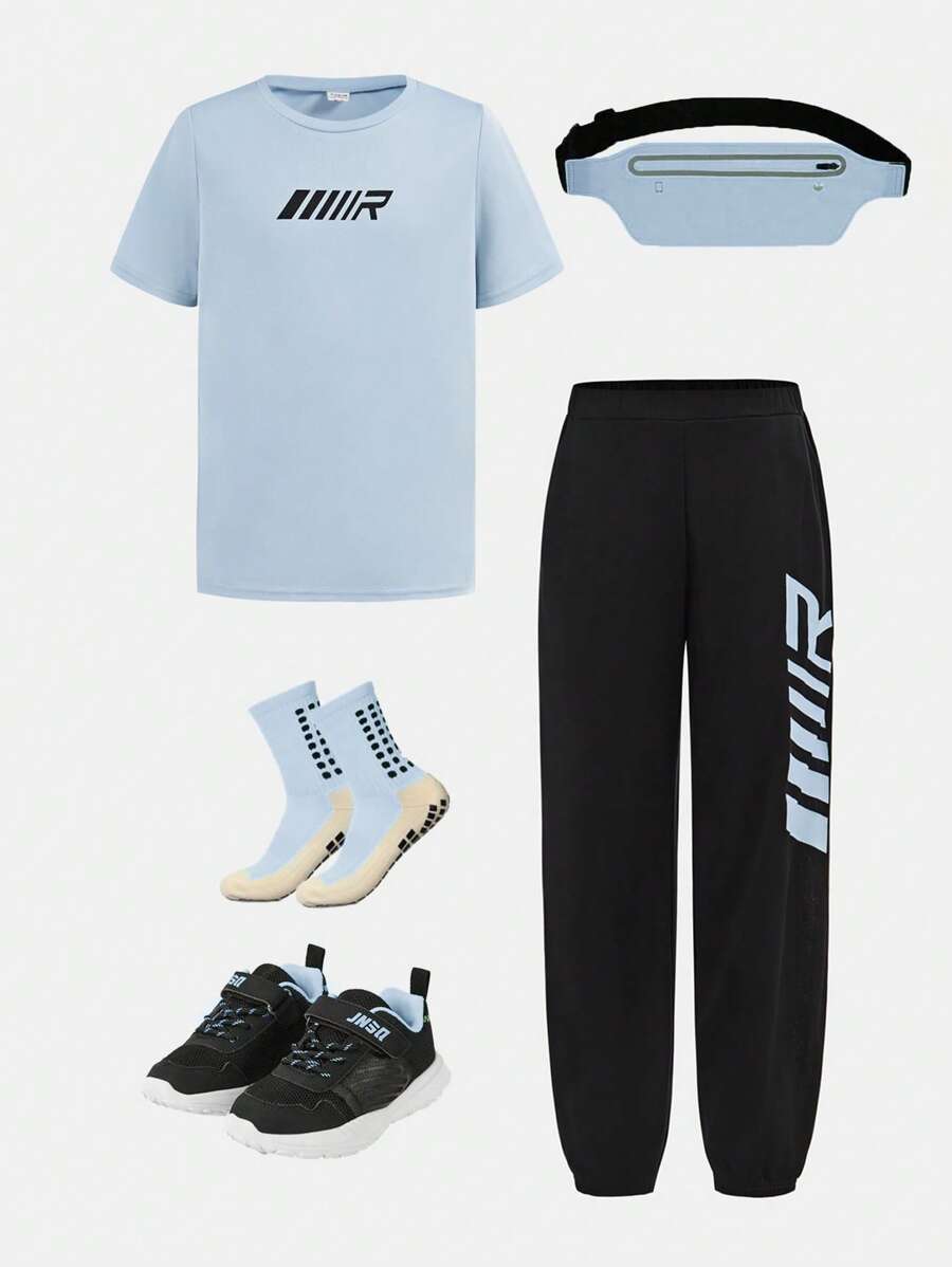 SHEIN Leap Crew 2 件 Tween Boy 淡蓝色 T 恤和字母图案慢跑裤套装 - 淺藍色 - 查看 1