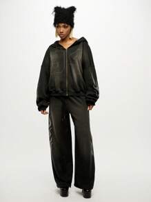 SUMWON WOMEN Oversized Gothic Flame Print Jogger Sweatpants Streetwear Athletic Loungewear Winter Fall Workout Track Pants With Drawstring Elastic Waist Wide Leg ComFort - Black - View 3