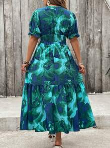 SHEIN Clasi Abito corto con scollo a V, stampa floreale, balza sul fondo, maniche corte, adatto per l'estate, abito di Pasqua per donna, stile bohémien, abito da rave, abito bohémien, abito da tè, abiti lunghi per donna, abiti verdi per donna, abiti per donna, abiti lunghi per donna, abiti estivi per donna, abiti estivi da donna per vacanze