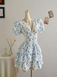 Elamini Blue Ditsy Floral Splicing Lace Trim Pleated V-Neck Mini Dress - Blue - View 7